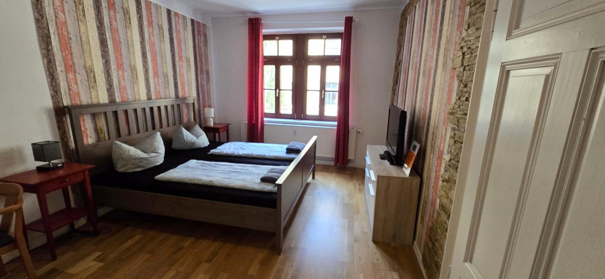 Gwuni Mopera 3* Leipzig