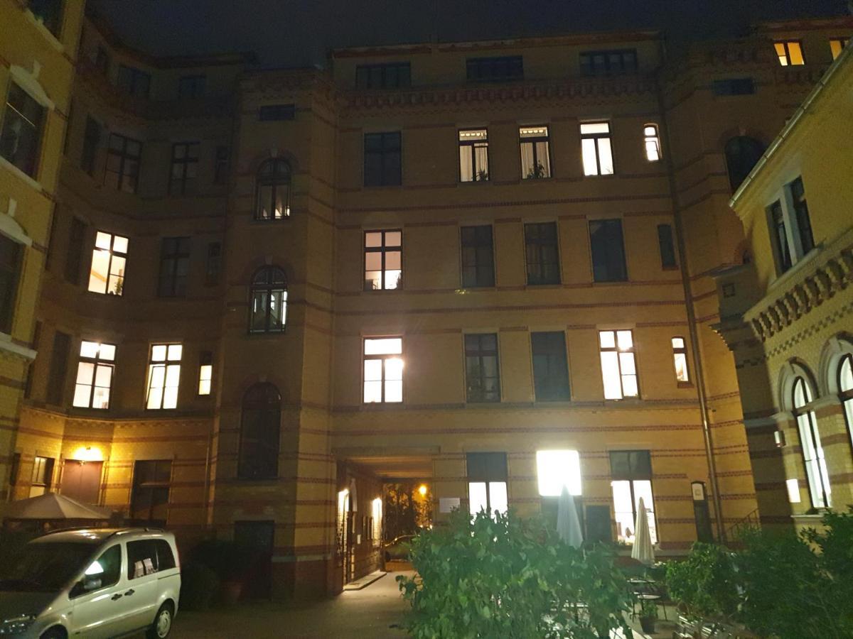 Gwuni Mopera Leipzig